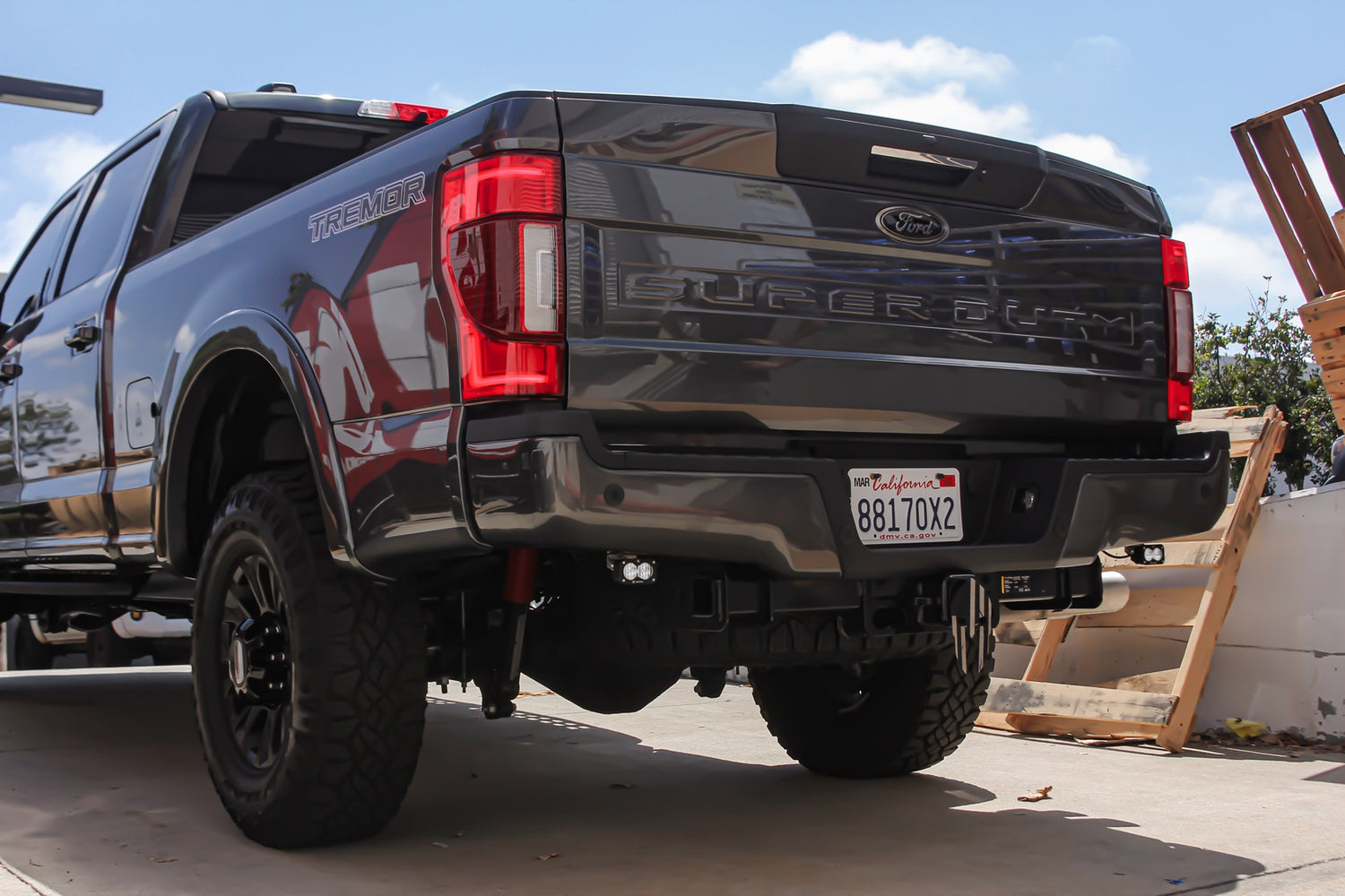Ford S2 Sport Dual Reverse Light Kit - Ford 2017-22 F-250 Super Duty; 2017-22 F-350 Super Duty Toggle 447733