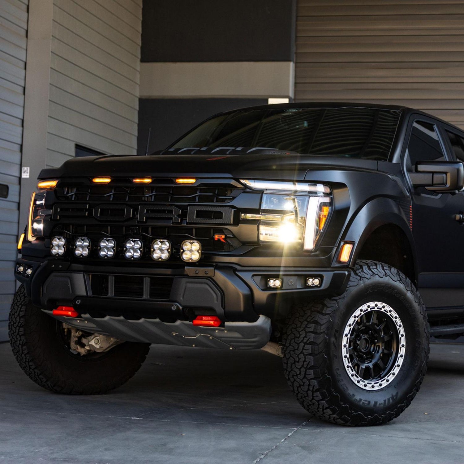 Ford 6 XL Linkable Bumper Light Kit - 2024-2026 Ford F-150 Raptor R/37 XL Sport Linkable 44-8308
